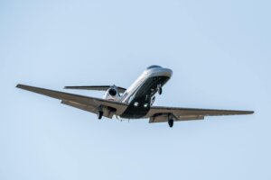 Private-jet-flying-in-the-air-showing-Miami-to-Las-Vegas-charter-cost-scaled.jpg