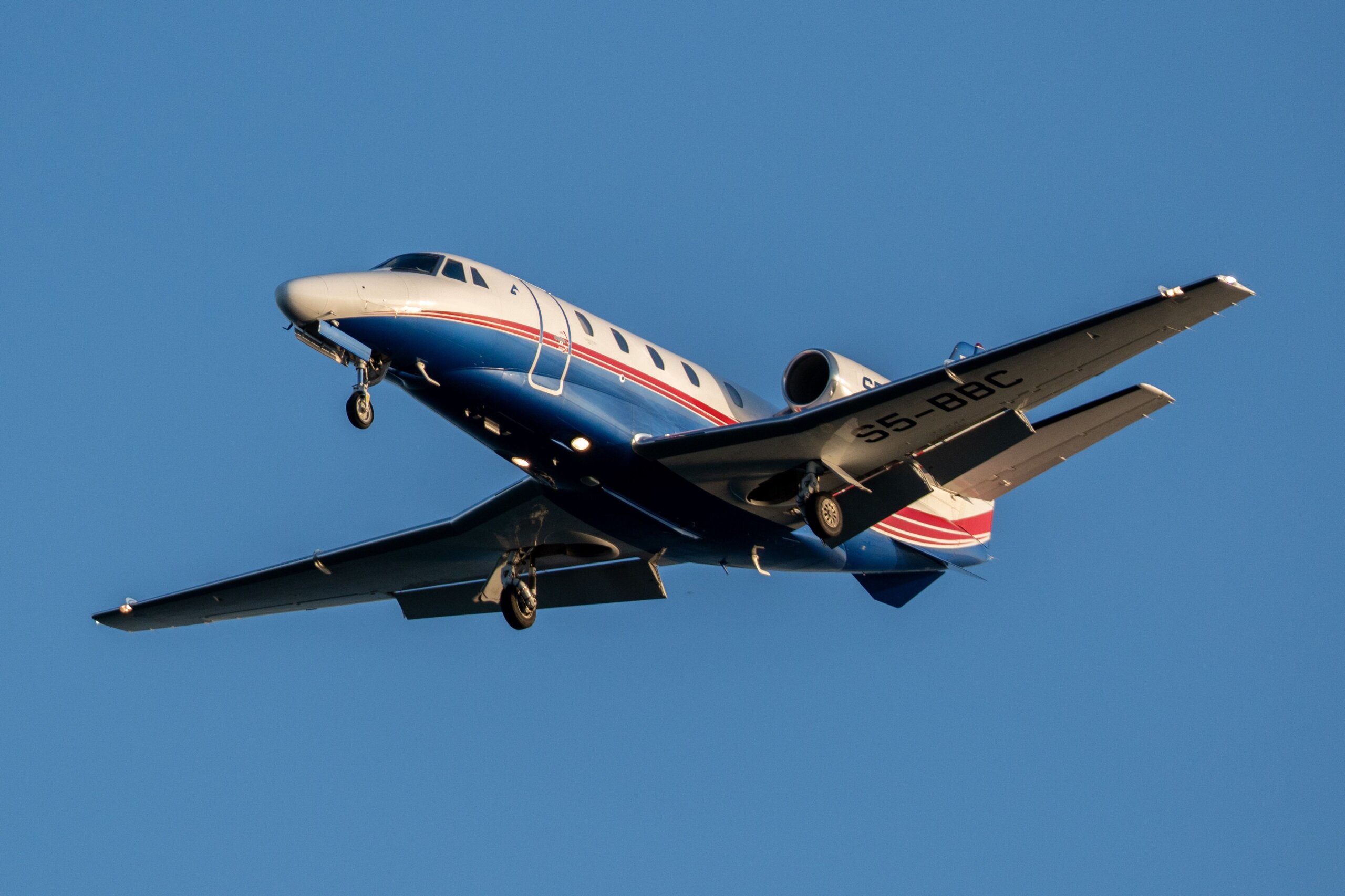 Private-Jet-Charter-New-York-to-St.-Louis-scaled.jpg
